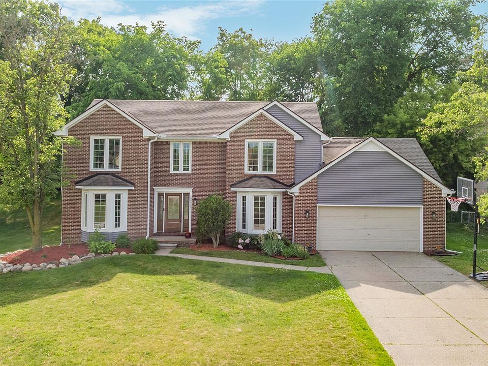 1st image of 30975 Sunderland Dr