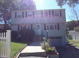12 Farragut St, West Roxbury, MA 02132