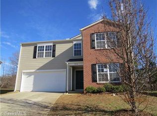 3916 Edgewood Terrace Dr, Greensboro, NC 27406