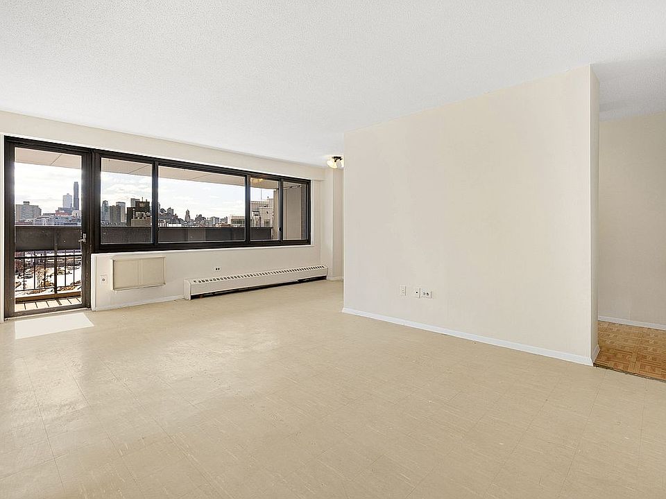 1st image of 299 Pearl St APT 6A