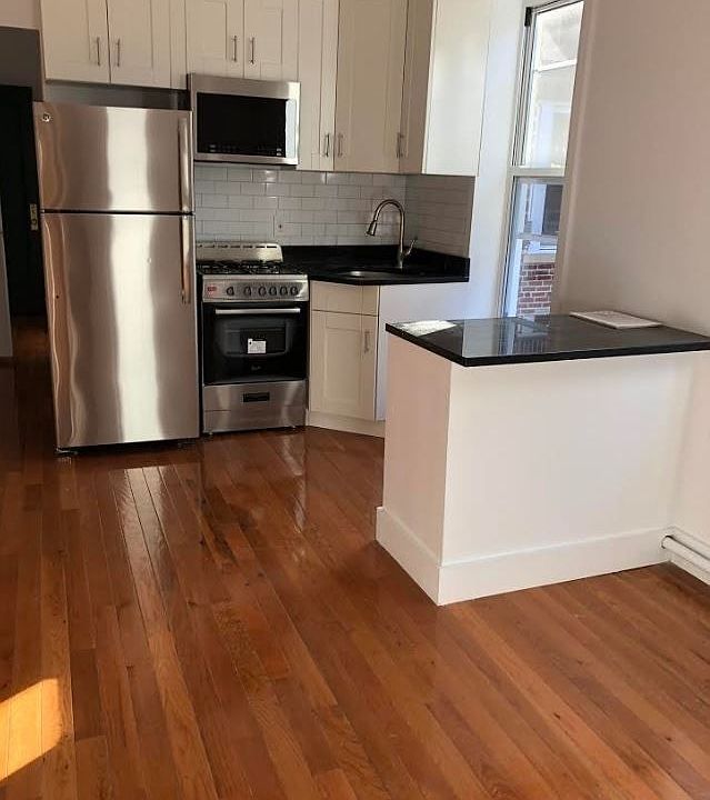 2nd image of 4335 42nd St #4/B
