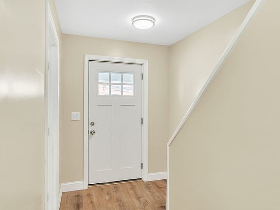 4th image of 708-710 Central St