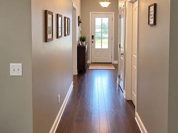 2nd image of 108 Orchard Park