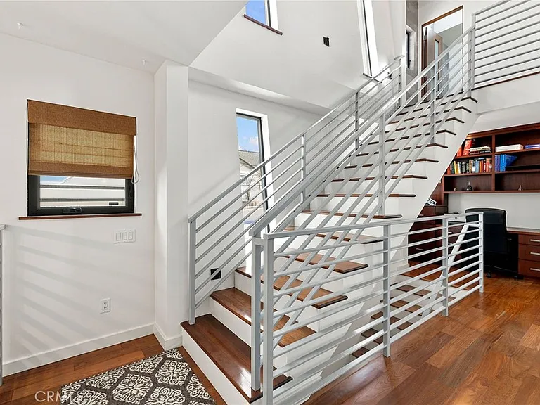 122 Manhattan Ave — Photo 16