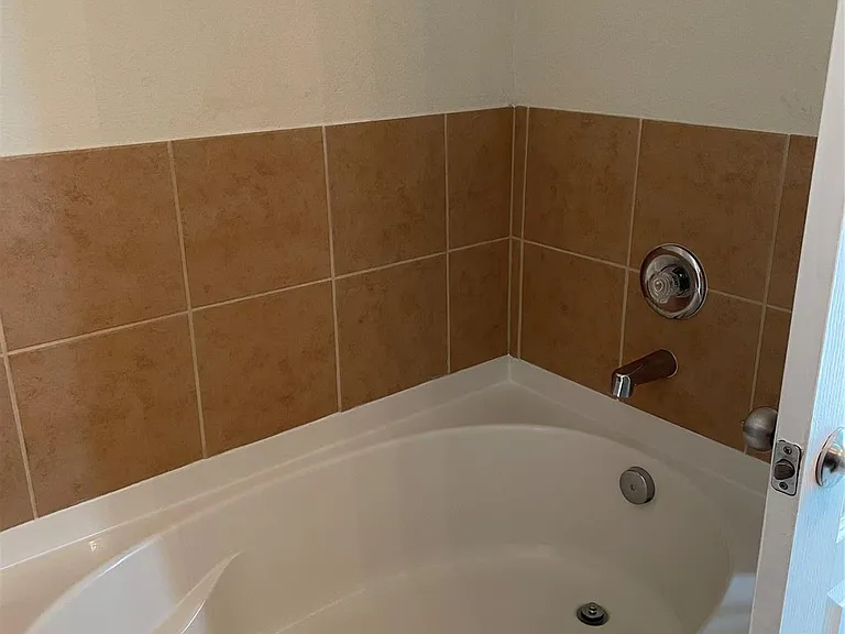 2522 Bedrock Ln — Photo 13