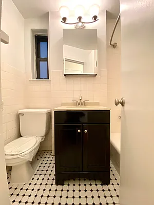 Rented by City & Suburban | media 21