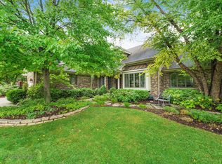 430 Buckingham Pl, Downers Grove, IL 60516