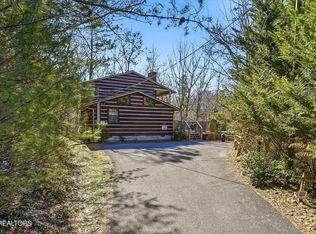 1815 Taylor Way, Sevierville, TN 37876