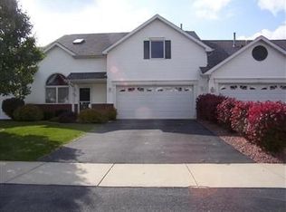 9534 Monroe St, Crown Point, IN 46307