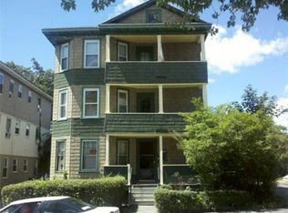 25 Almont Ave APT 1, Worcester, MA 01604