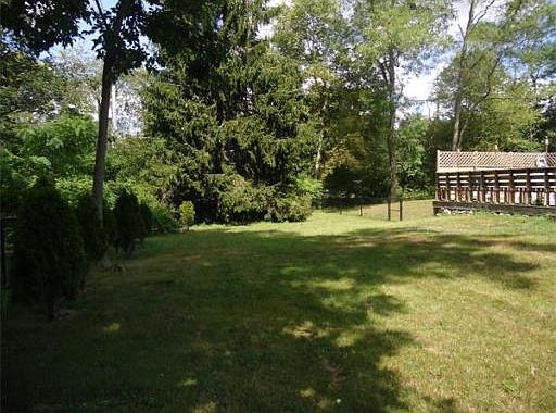 4th image of 9 Cedar Ave