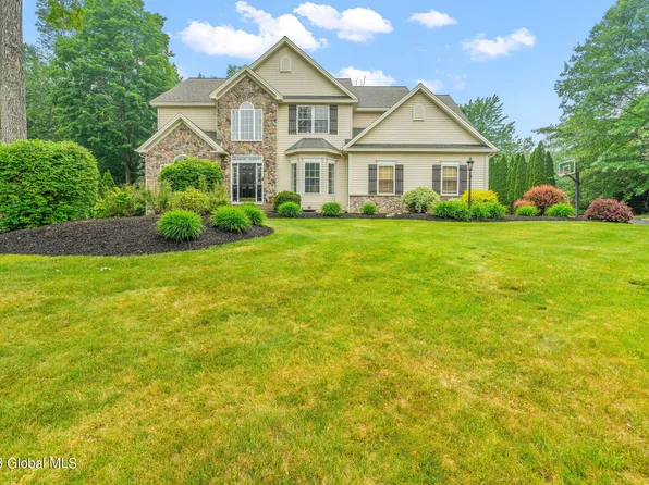 31 Wishing Well Lane, Rexford, NY 12148