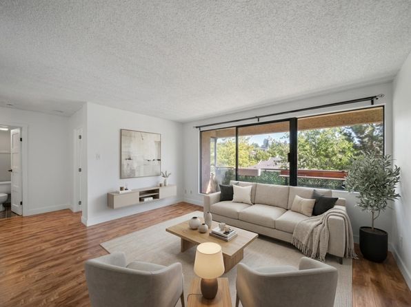 1026 Queens Ave #804, New Westminster, BC V3M 6B2