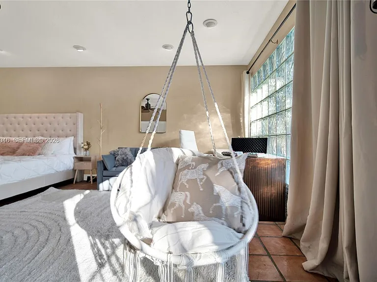 1600 SW 10th St — Photo 25