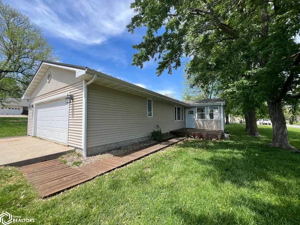 401 NW 4th St, Decatur, IA 50067