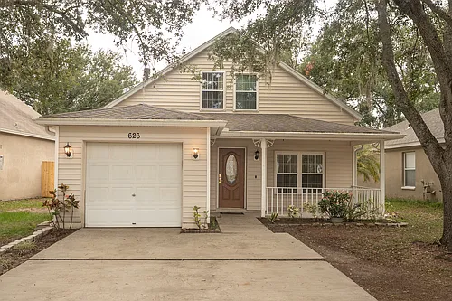 626 Cape Cod Cir Photo 1