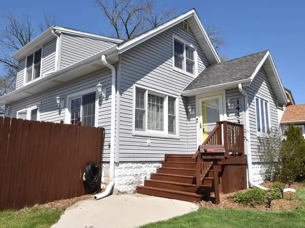 1433 South 93rd STREET, West Allis, WI 53214