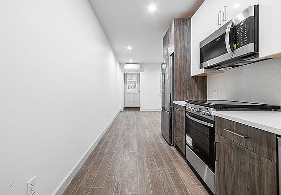 3rd image of 68 W 107th St #1D