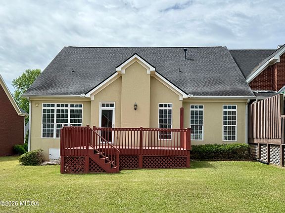 3rd image of 106 High Ridge Dr