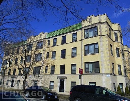 1st image of 6500 N Claremont Ave #65041W