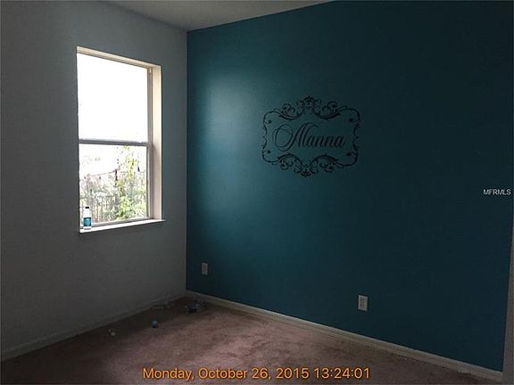 5th image of 412 Mary Ellen Ct