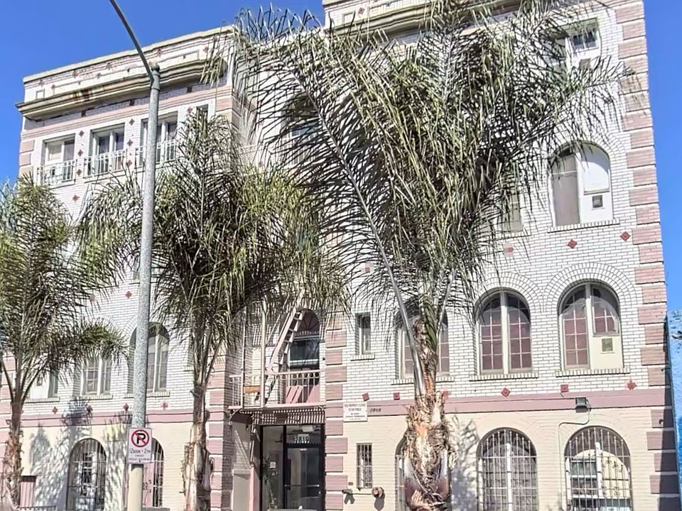 1st image of 2819 Leeward Ave APT 209