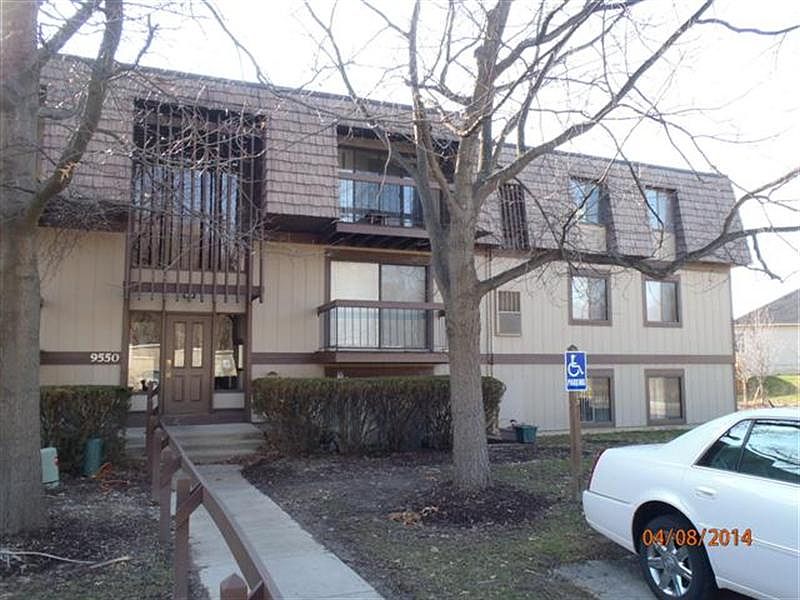1st image of 9550 Cove Dr Unit 22D