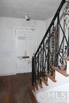4th image of 354 Rosemary Ave