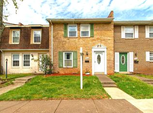 807 S Concord Ct, Sterling, VA 20164