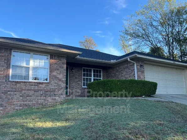 2208 Kaylonni Ln, Van Buren, AR 72956