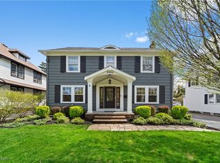 3309 Lansmere Rd, Shaker Heights, OH 44122