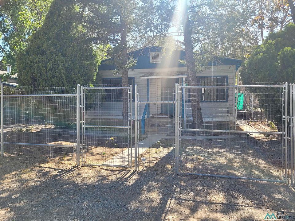 1st image of 909 Escondida St