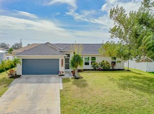 1822 SW 26th Ter, Cape Coral, FL 33914