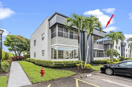362 Burgundy Ave #H Photo 1