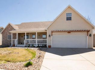 817 Nicole Rd, Sterling, CO 80751