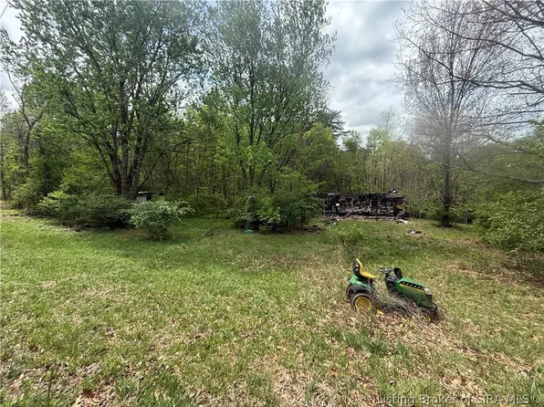6723 Smith Creek Road, Lanesville, IN 47136