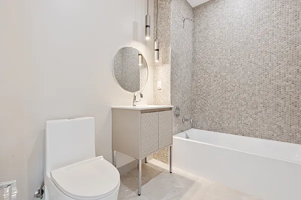 Rented by EXR | media 13