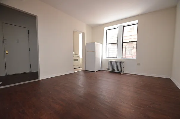 Rented by CITY SKYLINE REALTY INC | media 10