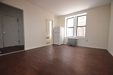 Rented by CITY SKYLINE REALTY INC