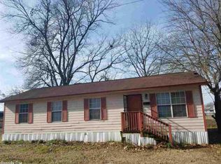 208 S Pennsylvania St, Pine Bluff, AR 71601