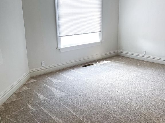 3rd image of 510 E Michigan St