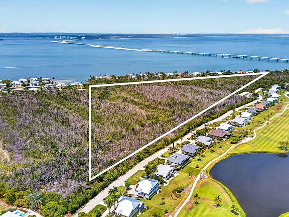 4th image of 0 Bay Dr