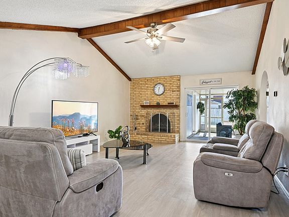 2nd image of 2106 Avalon Ln