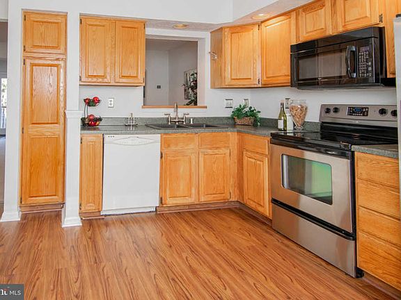 4th image of 4302 Southfield Dr