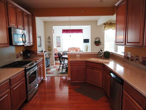 2nd image of 14475 Tawny Ln