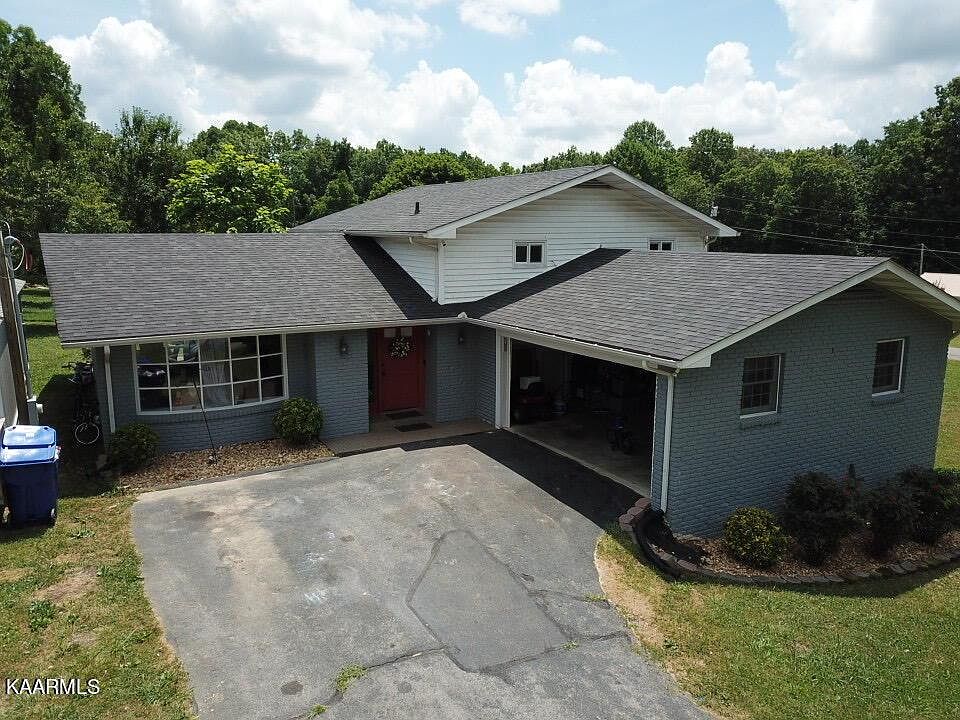1st image of 207 Cumberland Dr