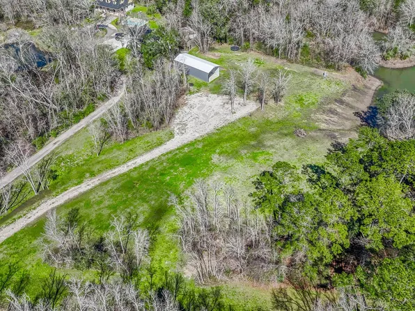 314 County Road 904, Alvin, TX 77511
