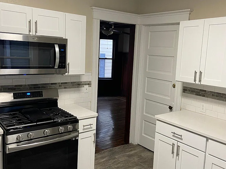 677 W Delavan Ave #1 — Photo 3