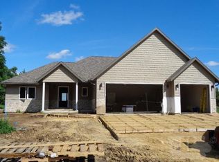 306 S Webster St, Le Grand, IA 50142
