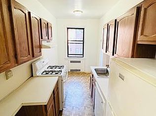 214-32 43rd Ave #2, Bayside, NY 11361
